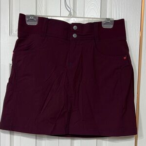 Title Nine 6 Clamber Maroon Active Skort Activewear Hiking athleisure